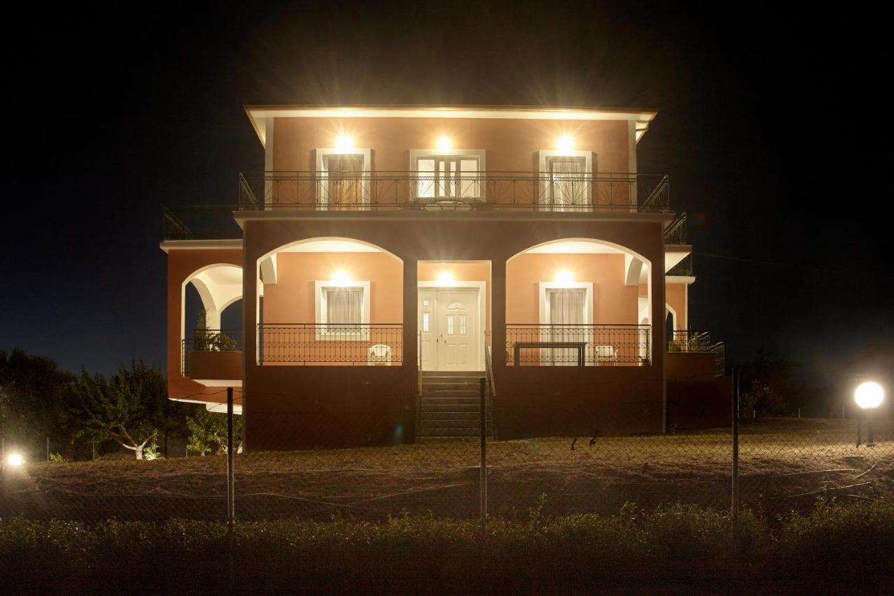 Villa Ancient Olympia By Pcl