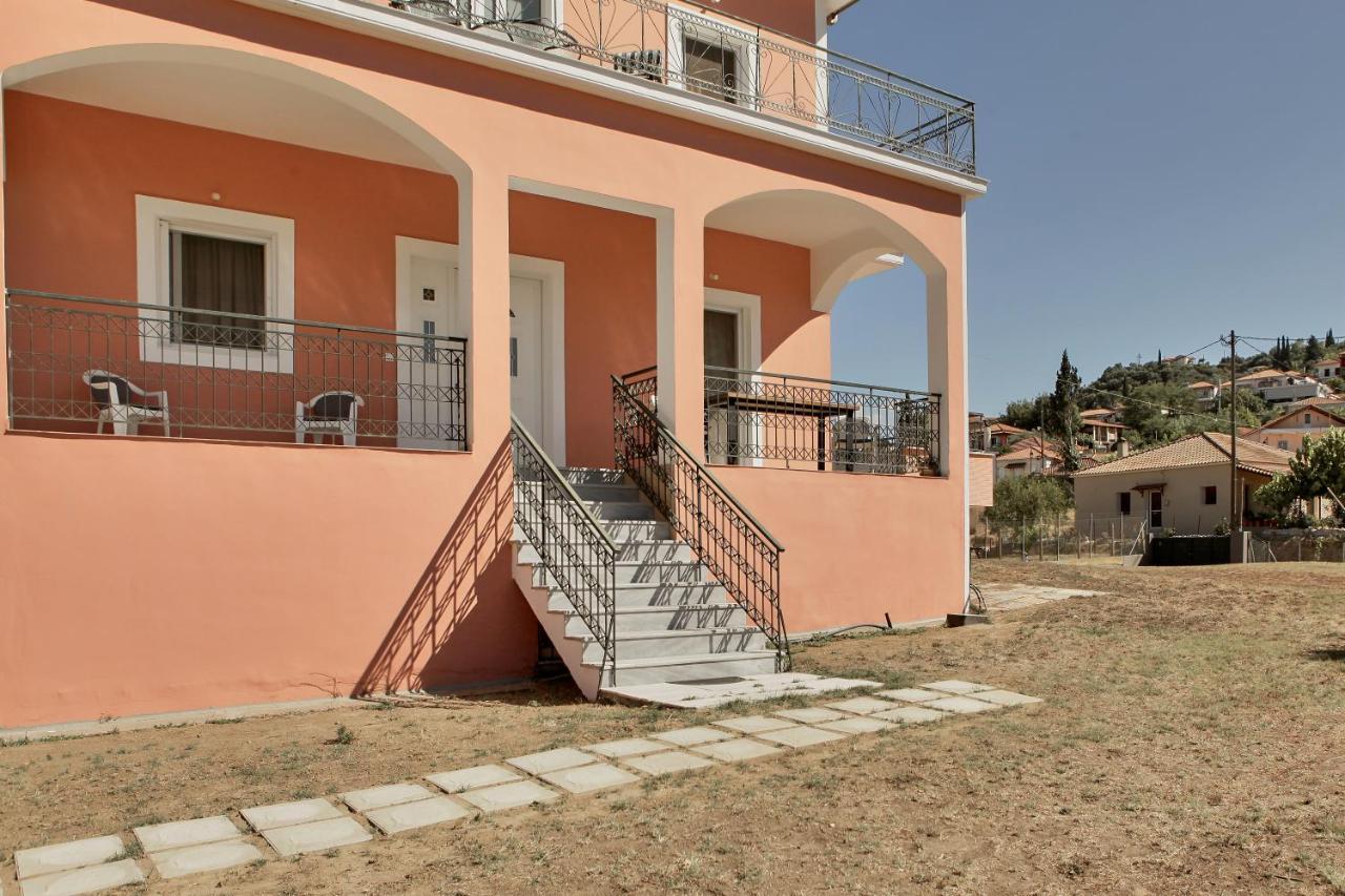 Villa Ancient Olympia By Pcl